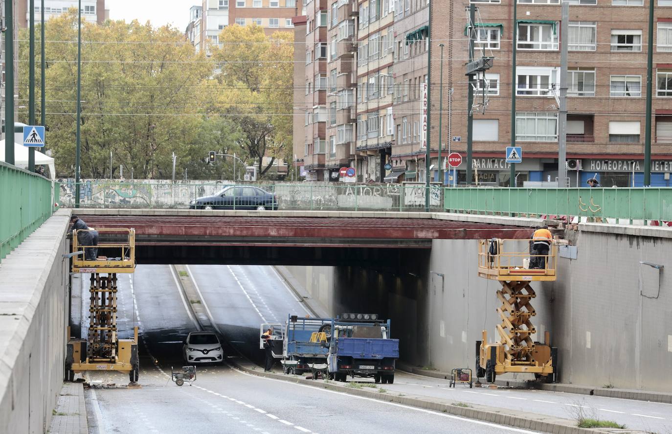 Fotos: Cortes de tráfico en el túnel de la Circular en su acceso por San Isidro por obras