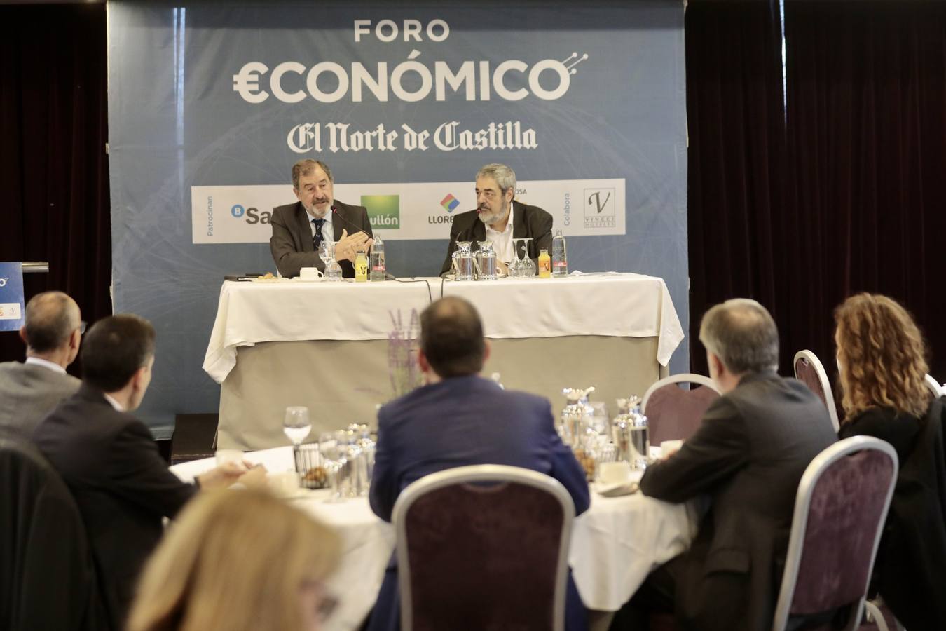 Fotos: Ignacio Marco-Gardoqui, en el Foro Económico de El Norte