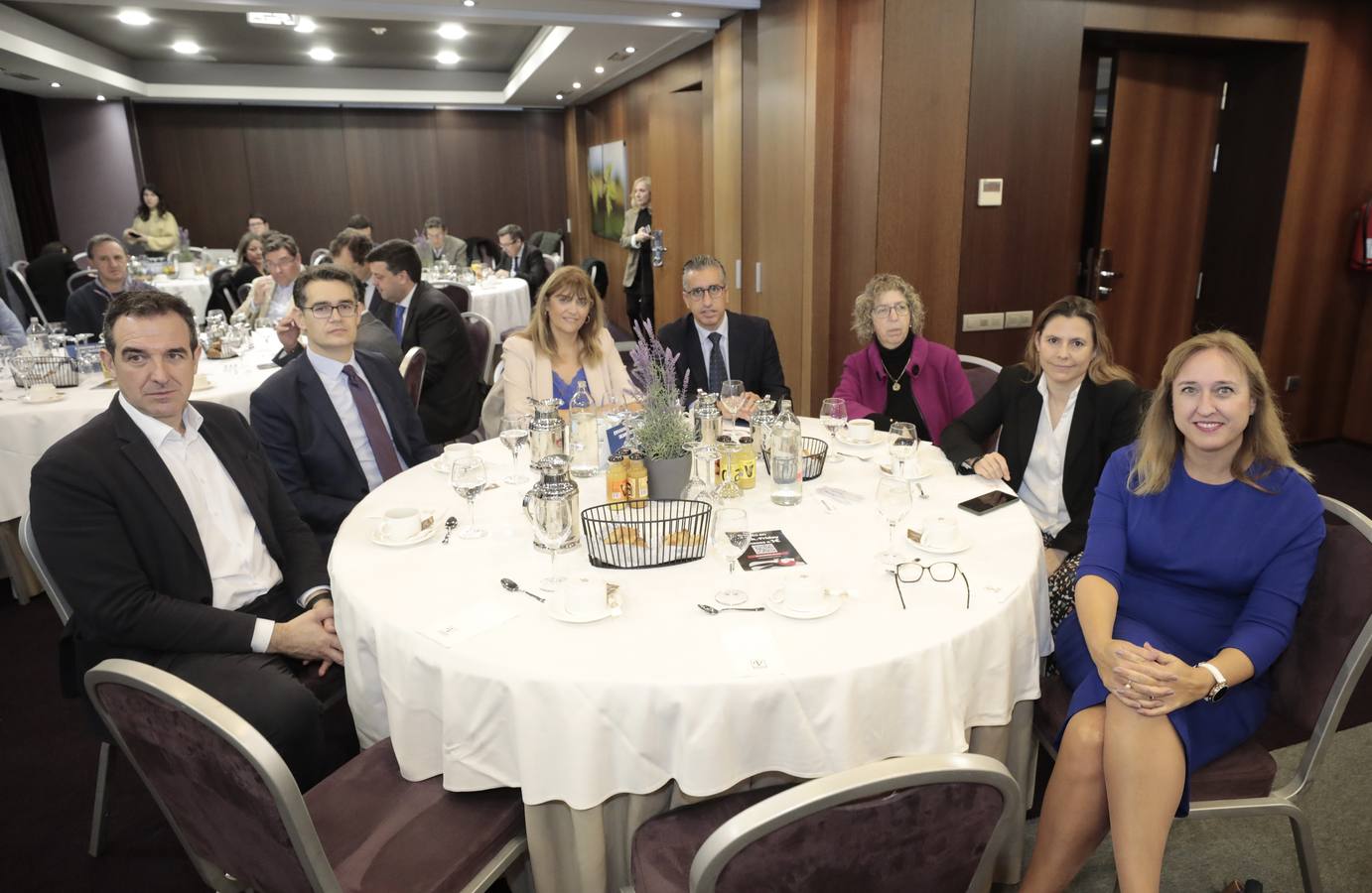 Fotos: Ignacio Marco-Gardoqui, en el Foro Económico de El Norte