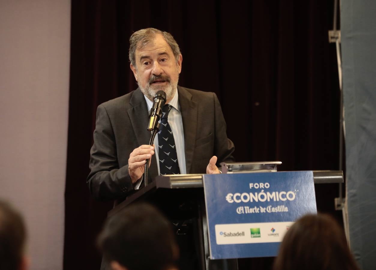 Fotos: Ignacio Marco-Gardoqui, en el Foro Económico de El Norte