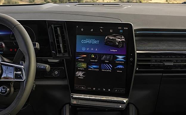 Los salpicaderos, como éste del Renault Austral, ya incorporan grandes pantallas digitales.