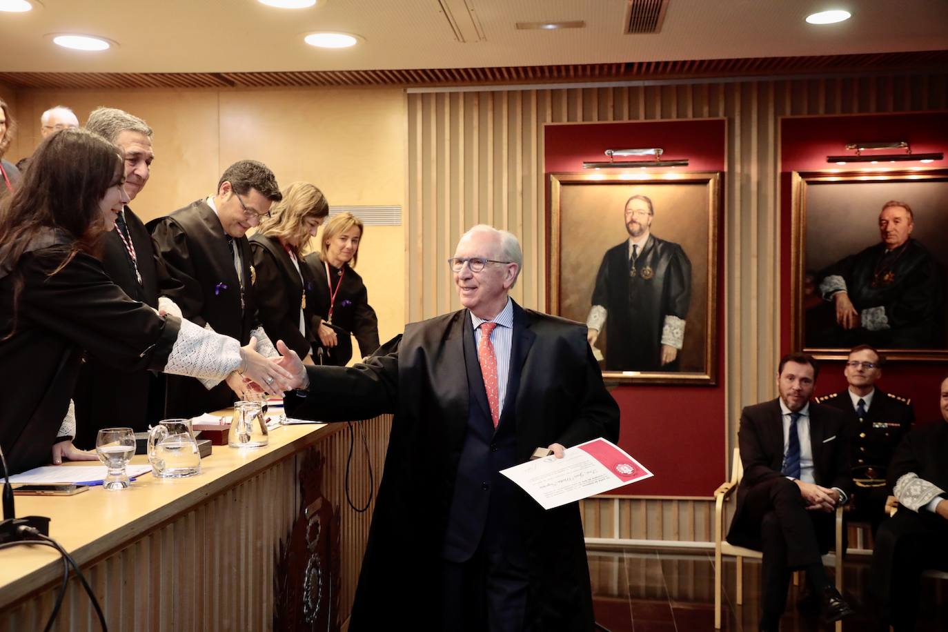 Fotos: El Colegio de Abogados de Valladolid entrega sus insignias