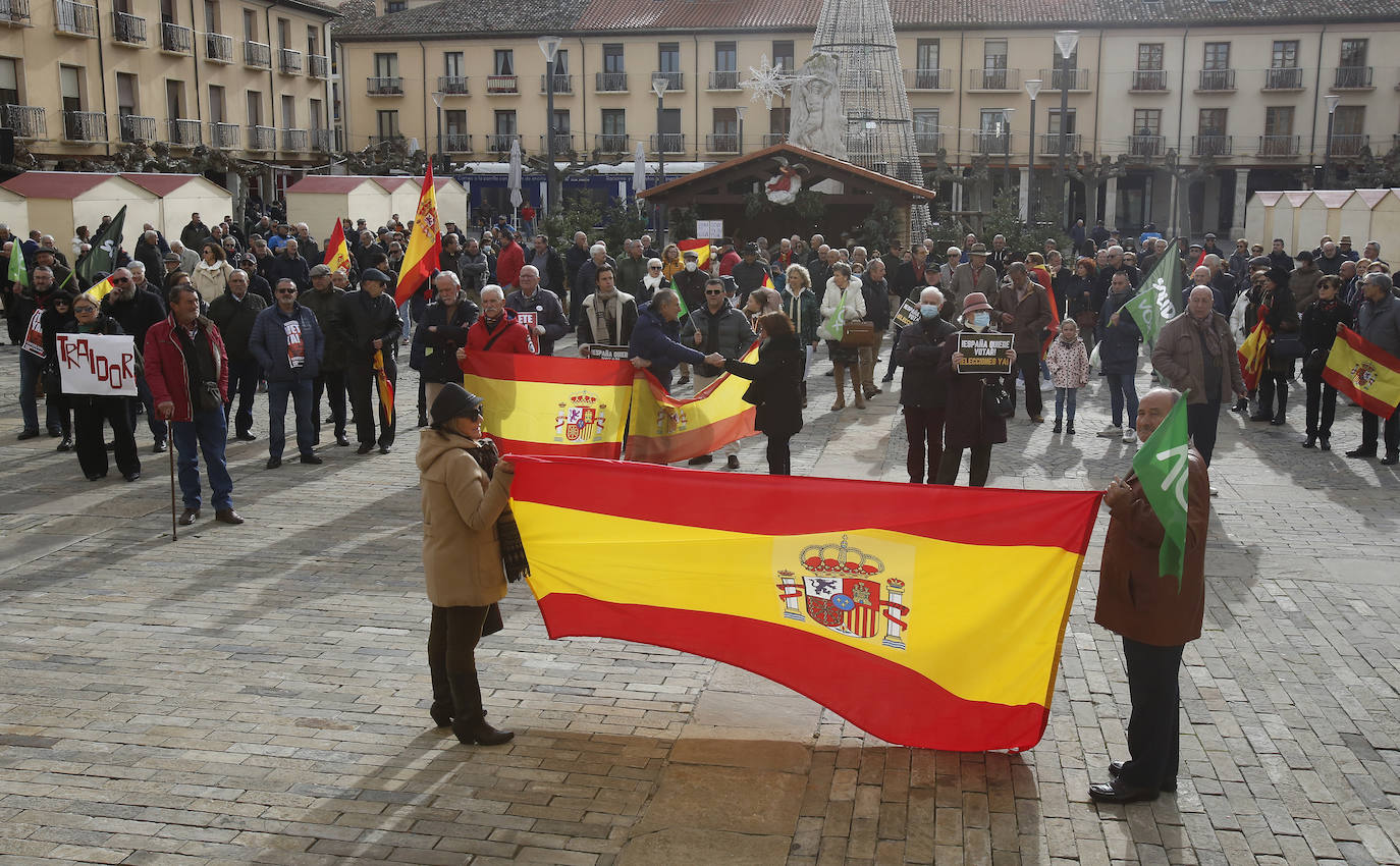 Fotos: Vox pide que se convoquen elecciones generales