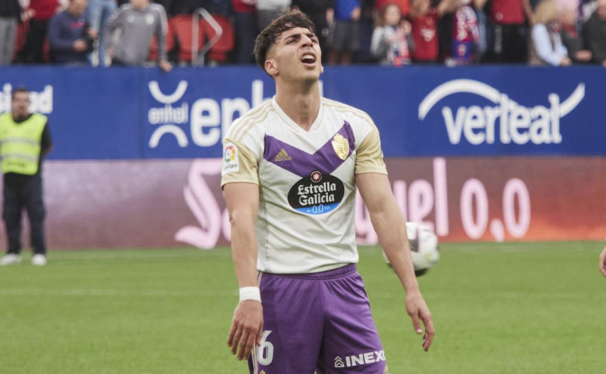 Aguado, se lamenta durante un anterior partido del Real Valladolid.