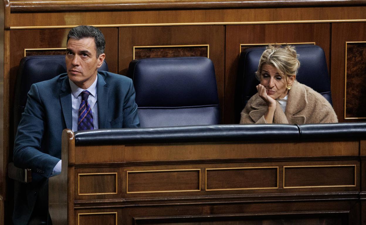 Pedro Sánchez y Yolanda Díaz, en el Congreso de los Diputados.