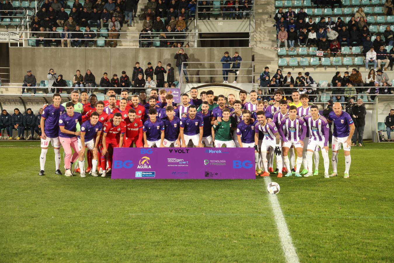 Fotos: Real Valladolid y Getafe disputan en La Nueva Balastera la primera Copa del Palencia CF (1-0)