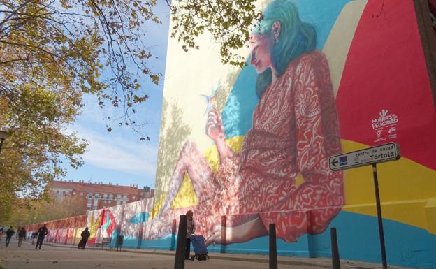 Mural del pasaje entre las calles Pelícano y Tórtola. 