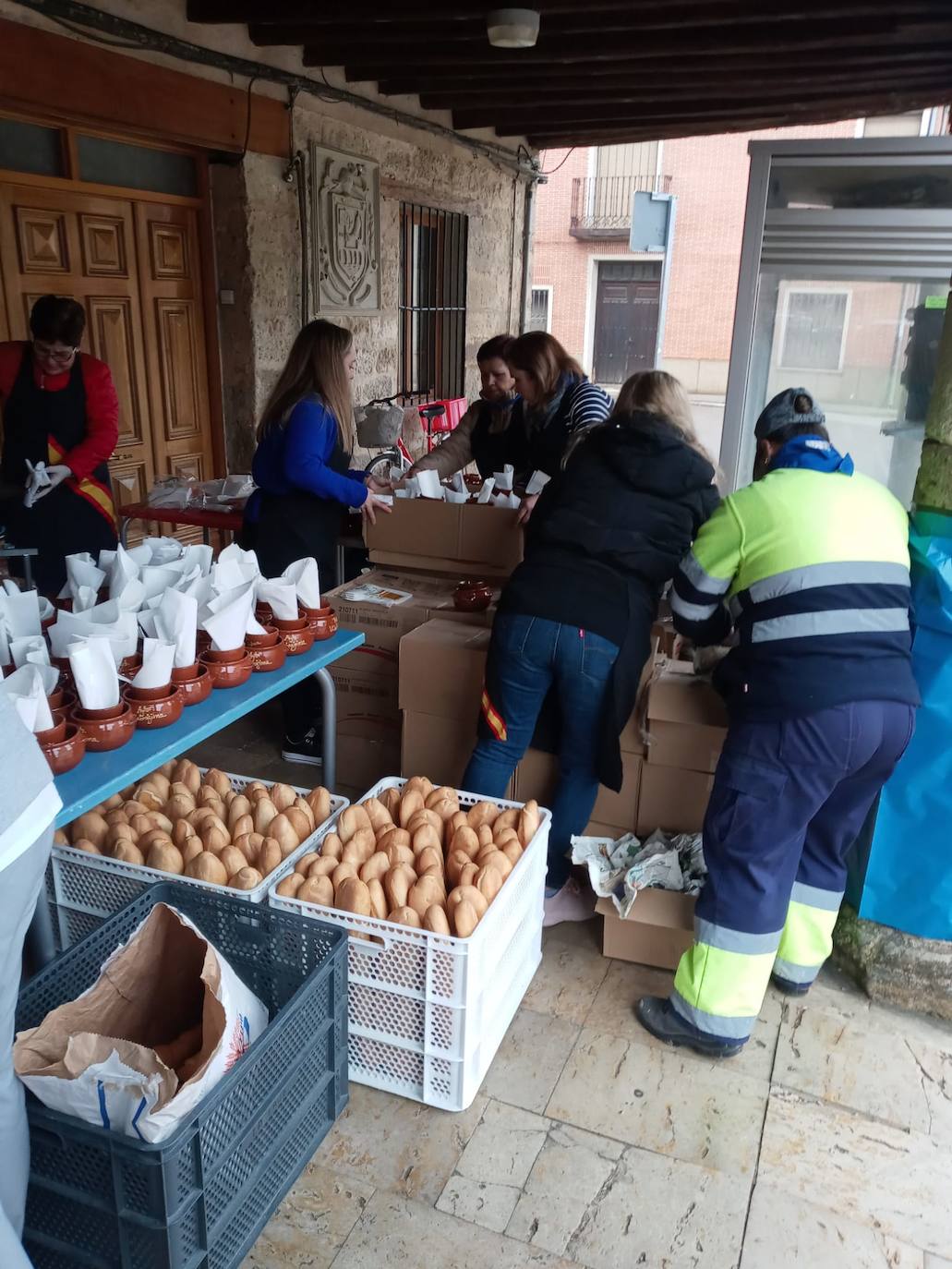 Fotos: IV Fiesta de la Matanza en Villabrágima (Valladolid)