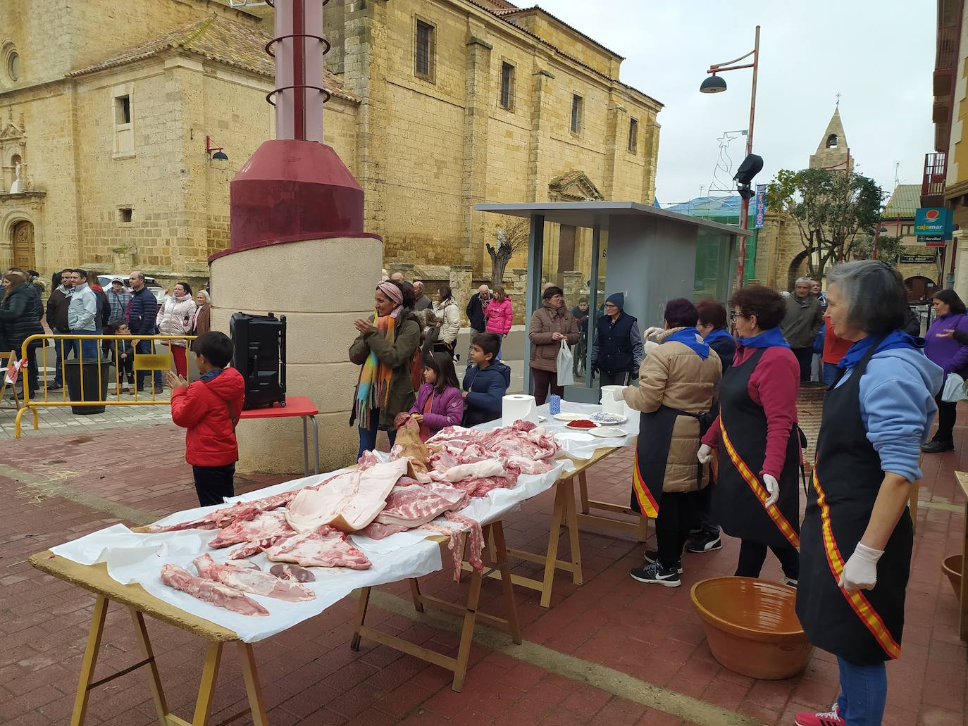 Fotos: IV Fiesta de la Matanza en Villabrágima (Valladolid)