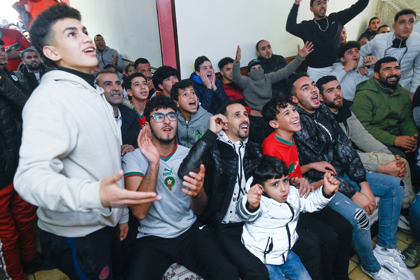 Fotos: Celebración en el barrio de Delicias por la victoria de Marruecos