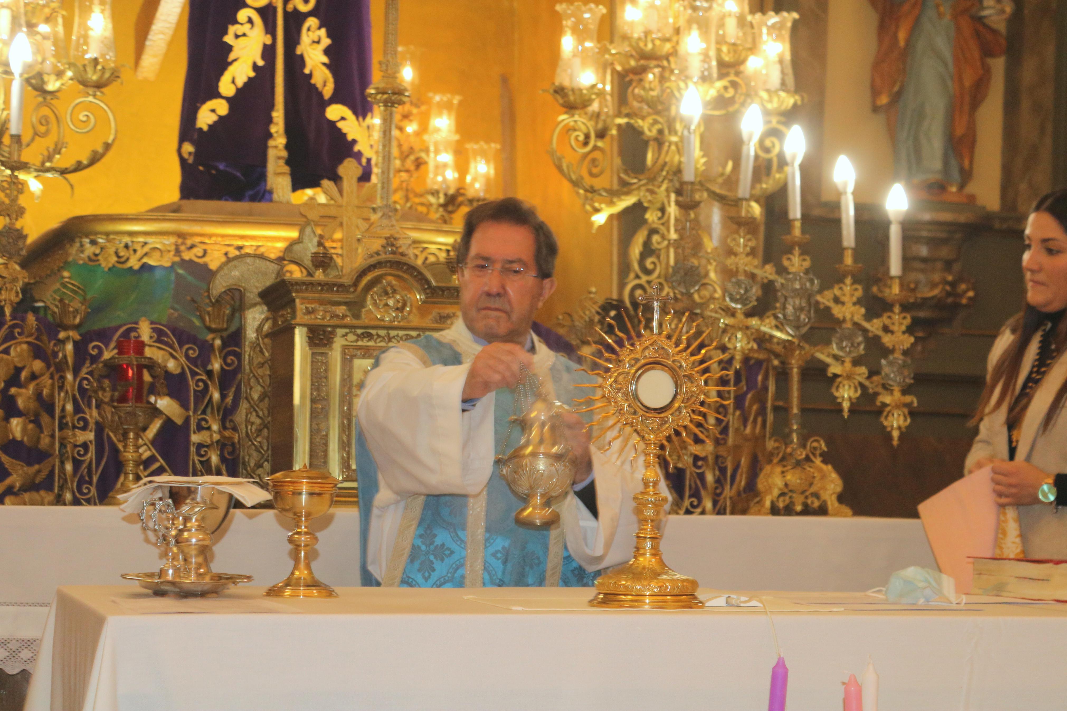 La Cofradía de 'Nuestro Padre Jesús Nazareno y Nuestra Madre la Virgen de la Amargura' celebra su fiesta