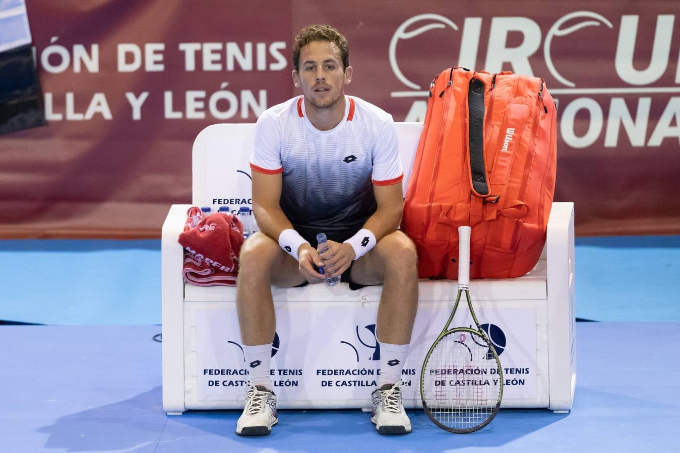 Fotos: Roberto Carballés y Feliciano López en el partido de exhibición celebrado en Valladolid