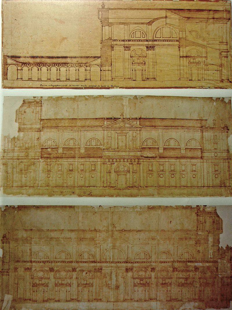 Planos originales de Juan de Herrera para la Catedral de Valladolid, custodiados en el archivo de la misma. Arriba, sección transversal con el claustro; en el centro, alzado lateral este y abajo, sección transversal por la nave mayor.