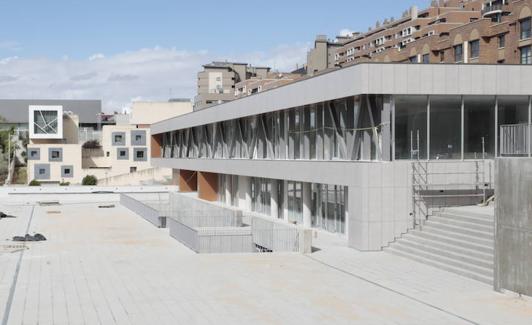 Parte alta del Centro de Mayores y Biblioteca de Parquesol. 