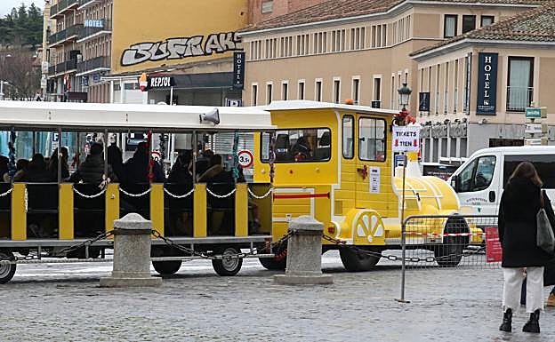 Tren turístico de Segovia.