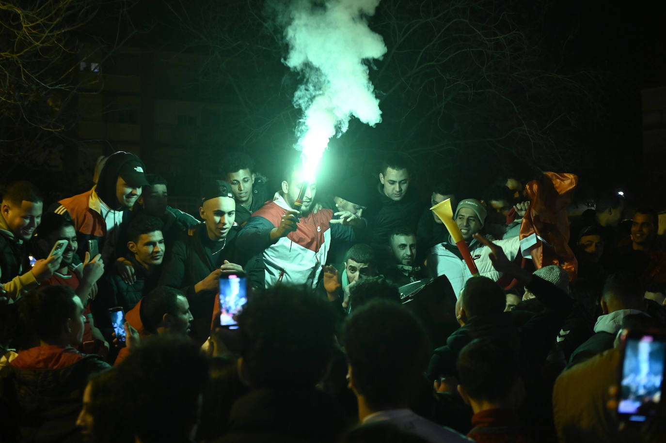 Fotos: La comunidad marroquí celebra el pase a semifinales de su selección del Mundial de Qatar