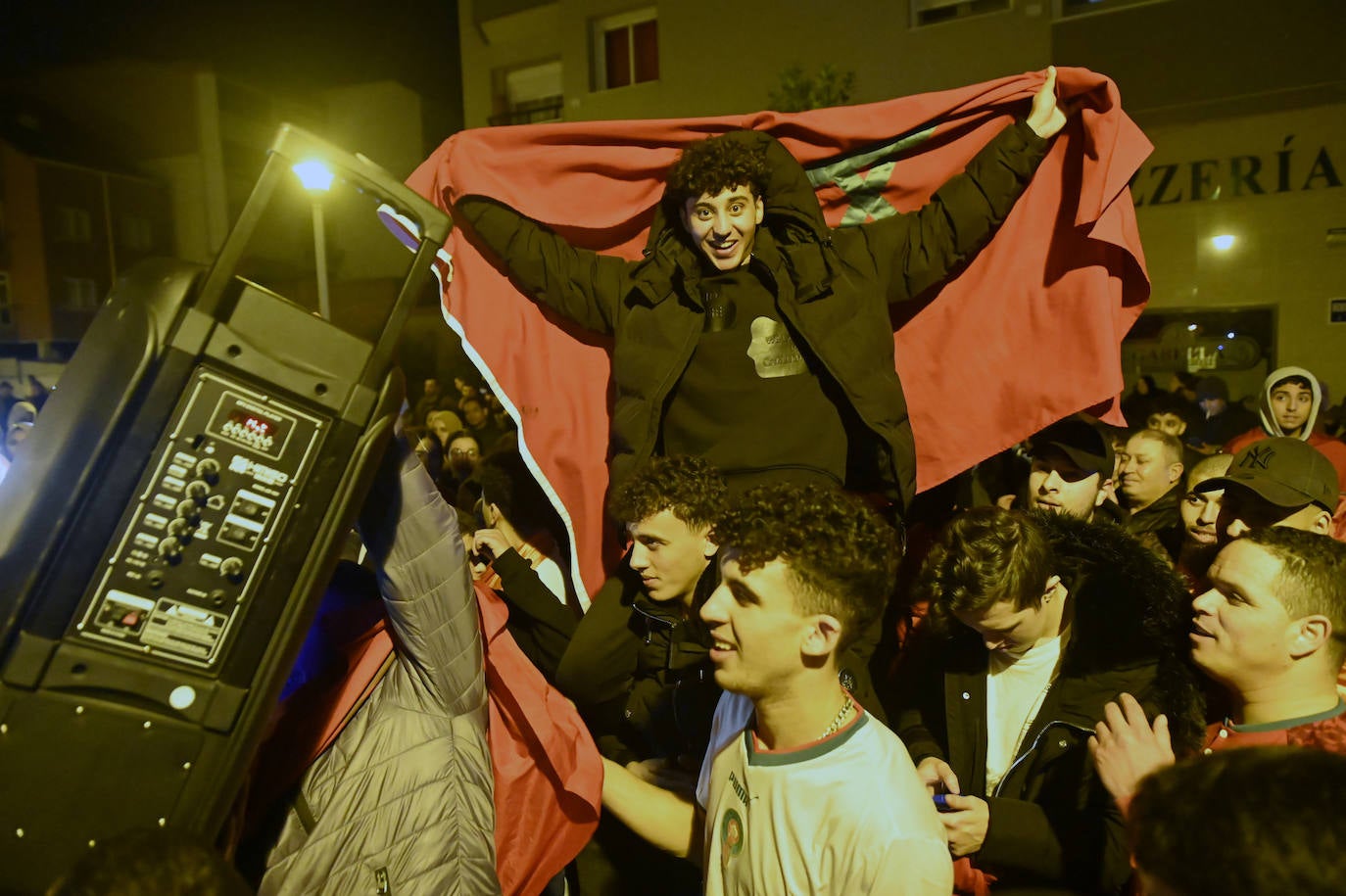 Fotos: La comunidad marroquí celebra el pase a semifinales de su selección del Mundial de Qatar