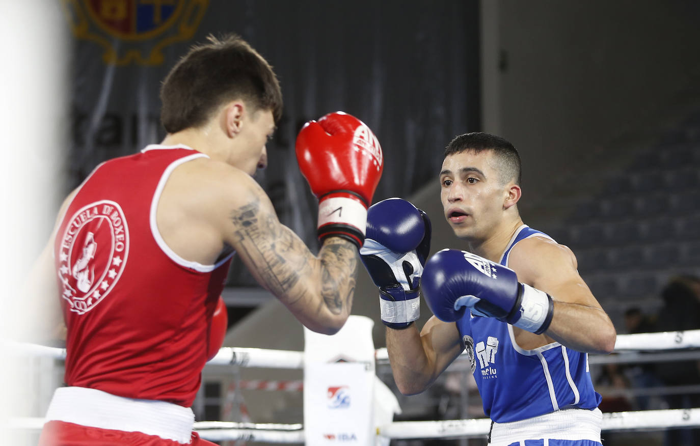 Fotos: Buena pegada en el Pabellón de Palencia