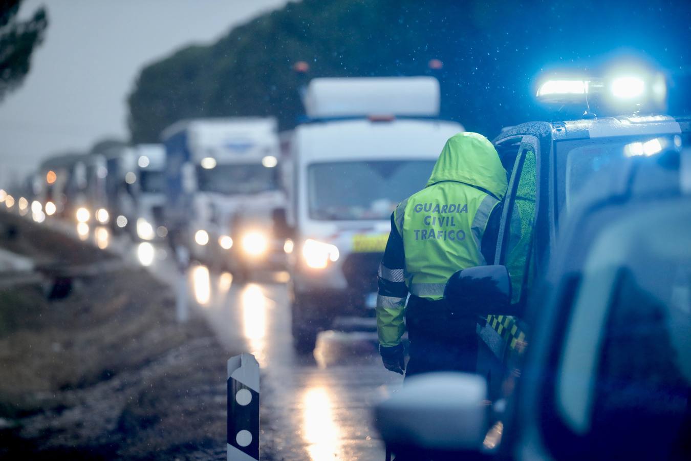 Fotos: Trágico choque frontal entre dos coches en Traspinedo