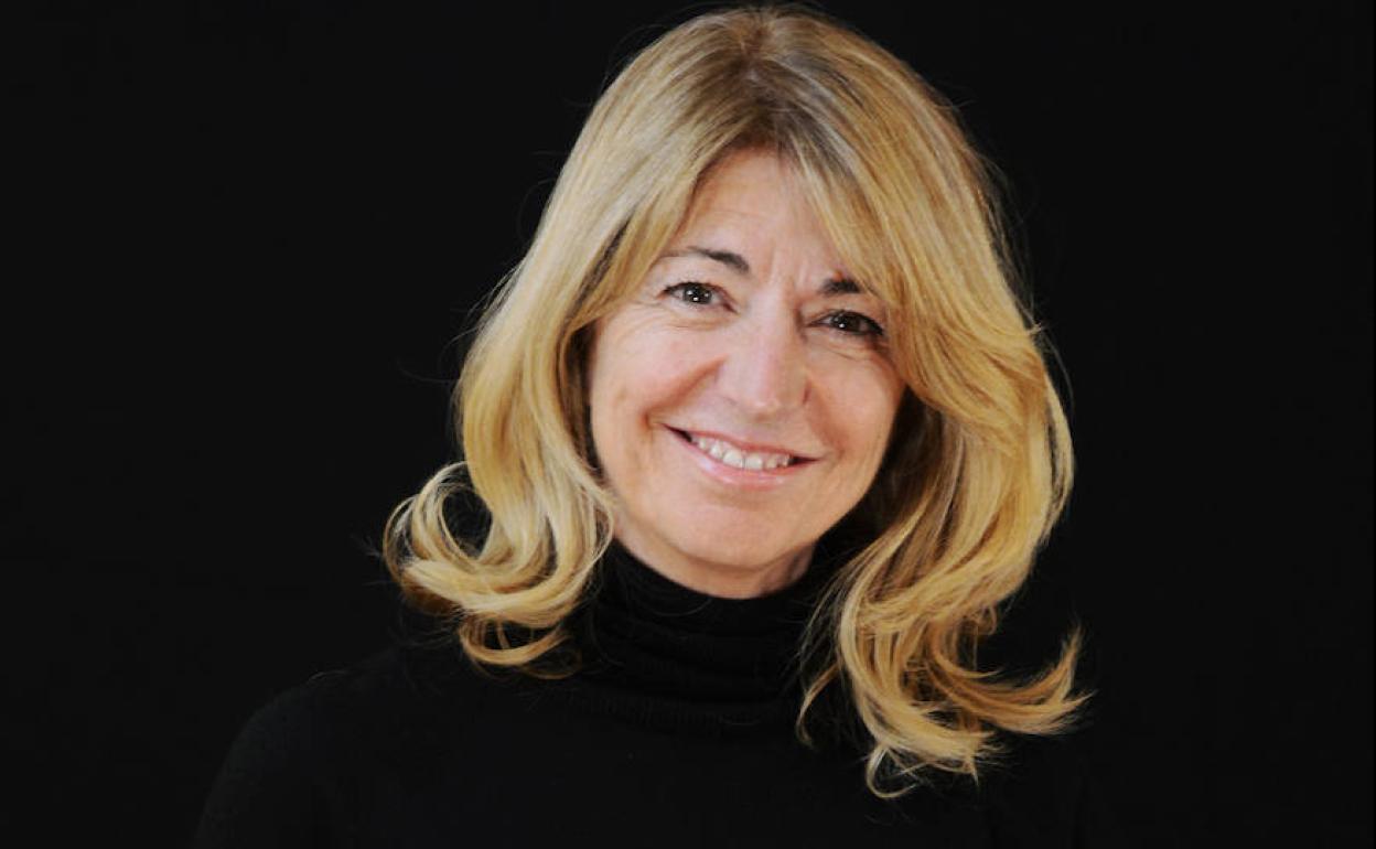 La directora Inés París.