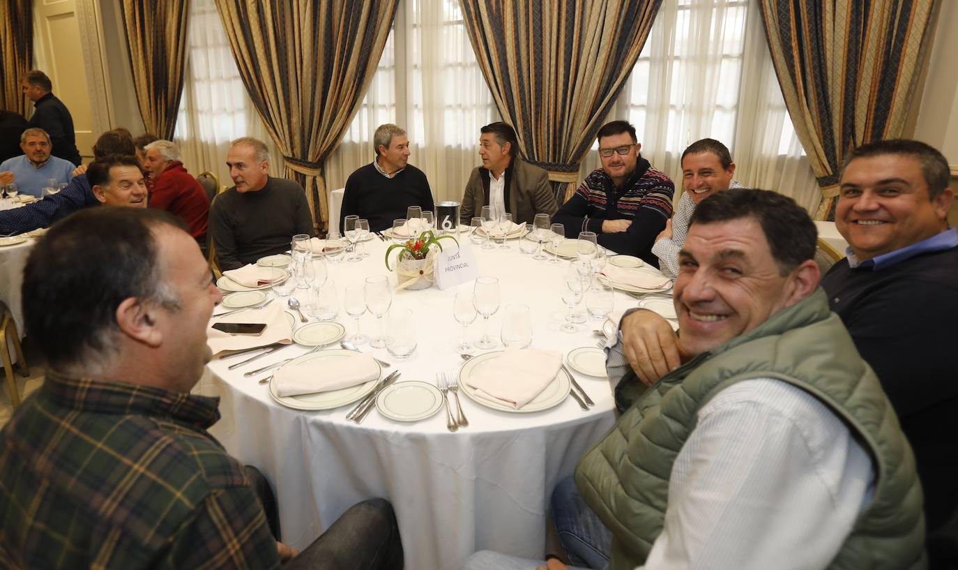 Fotos: Asaja hace balance anual en la comida de Navidad