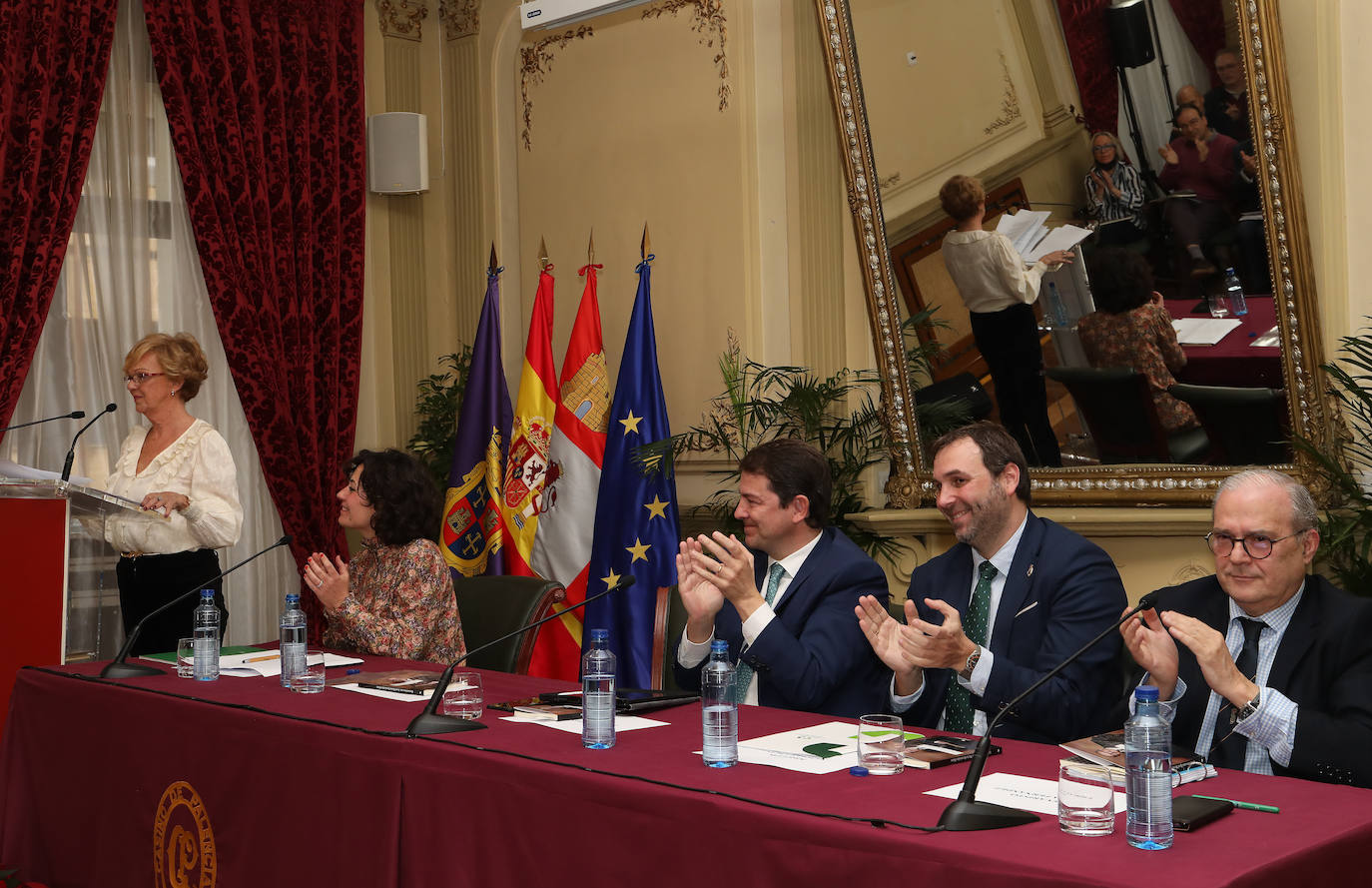 Fotos: Un libro homenaje al poeta y farmacéutico Fernández Nieto