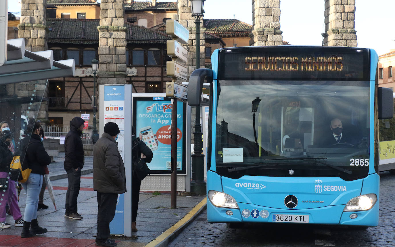 Huelga de autobuses en Segovia. 