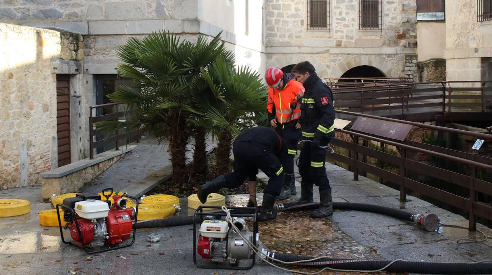 Desactivada la alerta por la crecida del río Eresma en Segovia