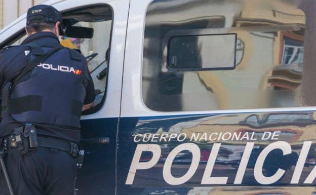 Detenido por simular un robo con violencia en el bar donde trabajaba