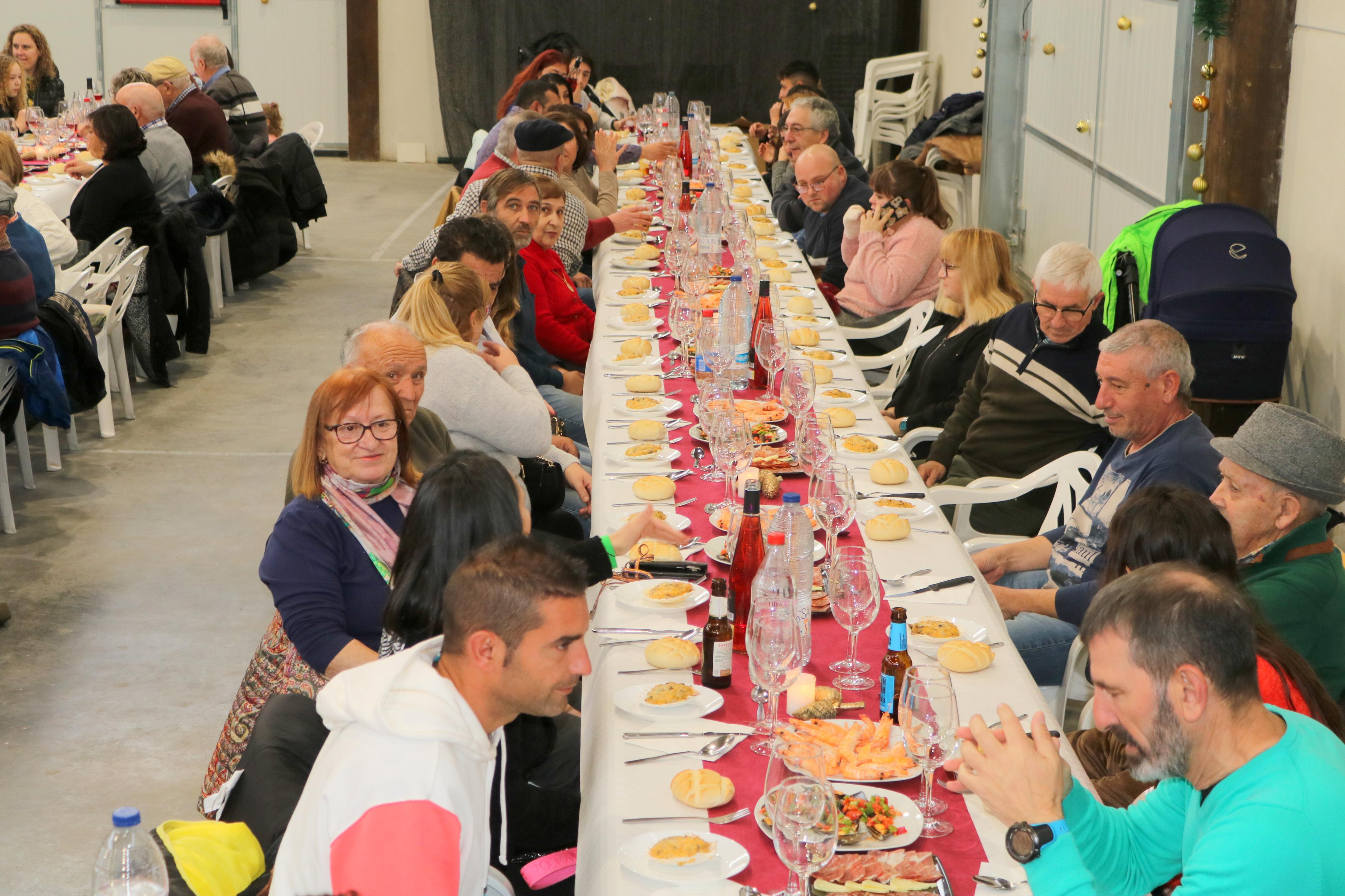 Hornillos de Cerrato celebra un animado encuentro navideño