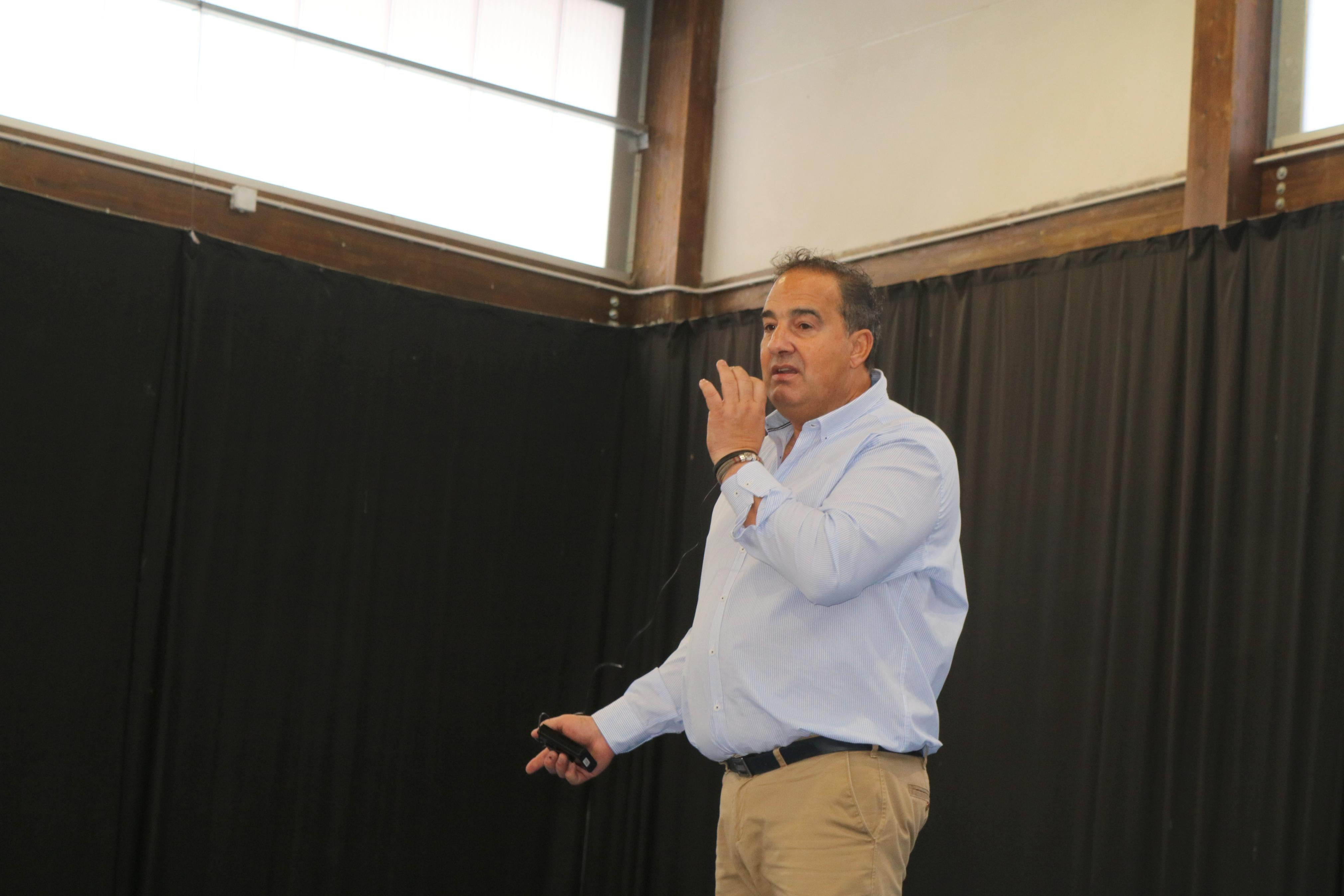 Hornillos de Cerrato celebra un animado encuentro navideño