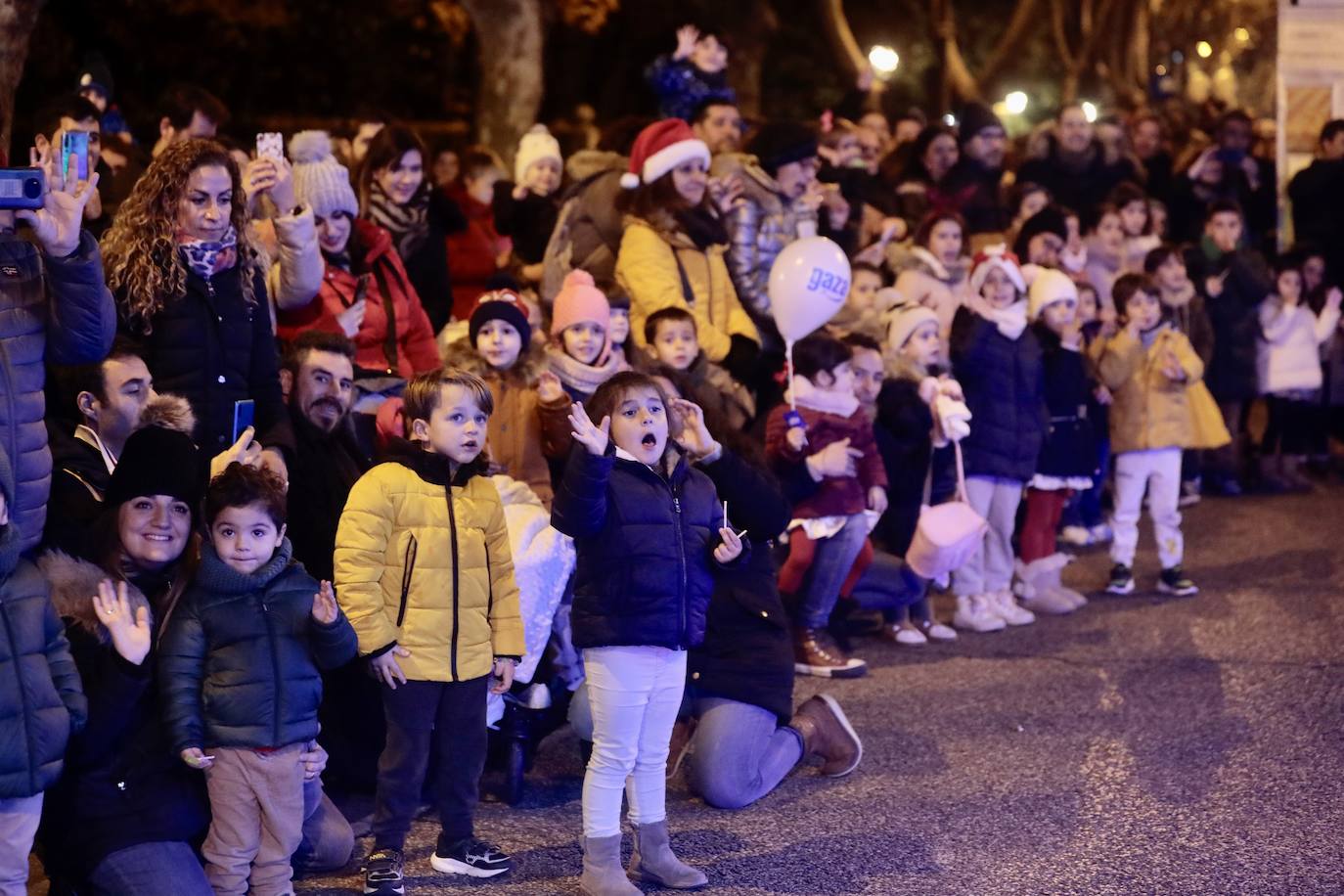 Fotos: Papá Noel llena de ilusión las calles de Valladolid