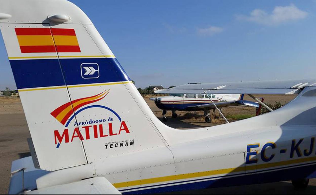 Los ultraligeros de la escuela de pilotos del aeródromo de Matilla. 