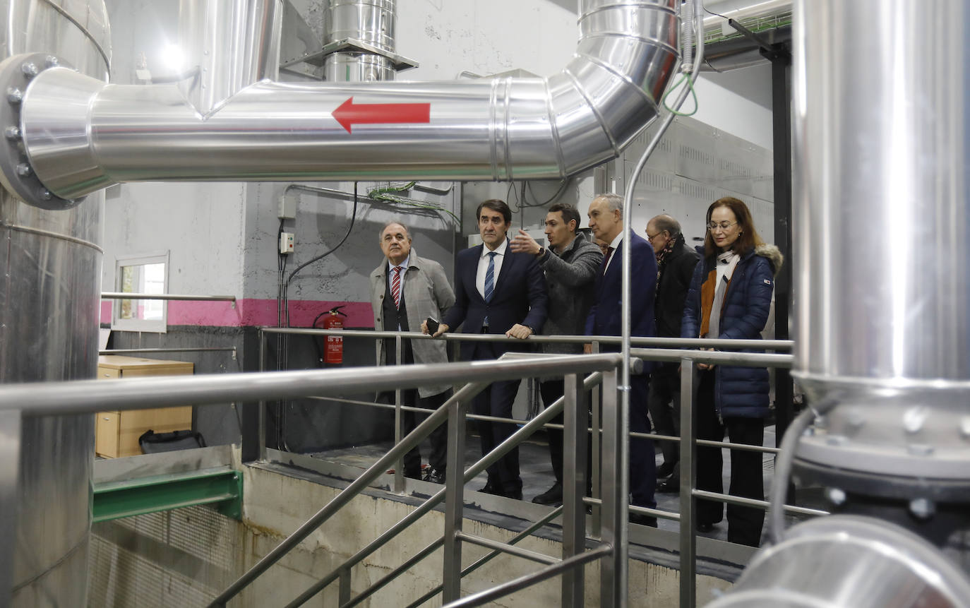 Fotos: El campus de Palencia estrena caldera de biomasa