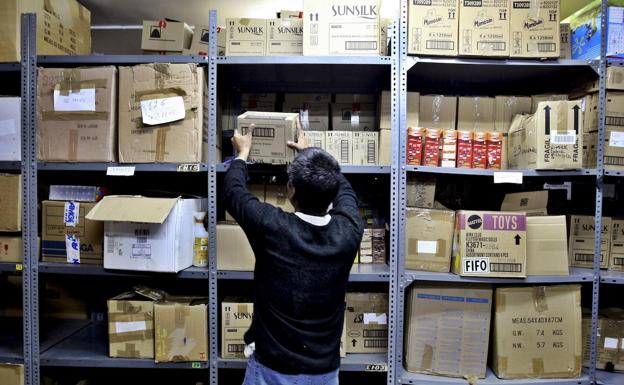 Los efectos secundarios de las sustancias tóxicas de compresas y tampones
