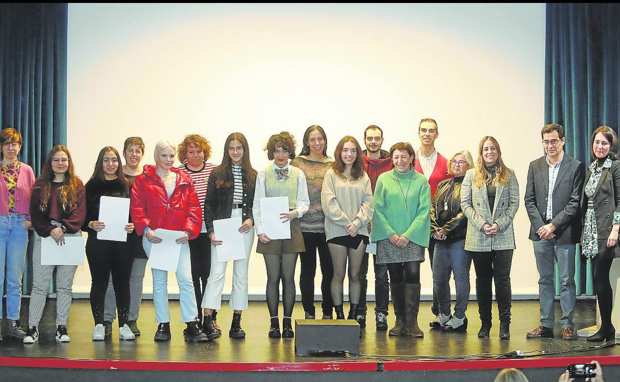 Galardonados en los Premios Mariano Timón, este jueves en la Diaz-Caneja. 