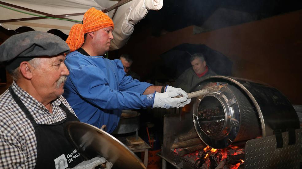 Grijota recrea un poblado navideño