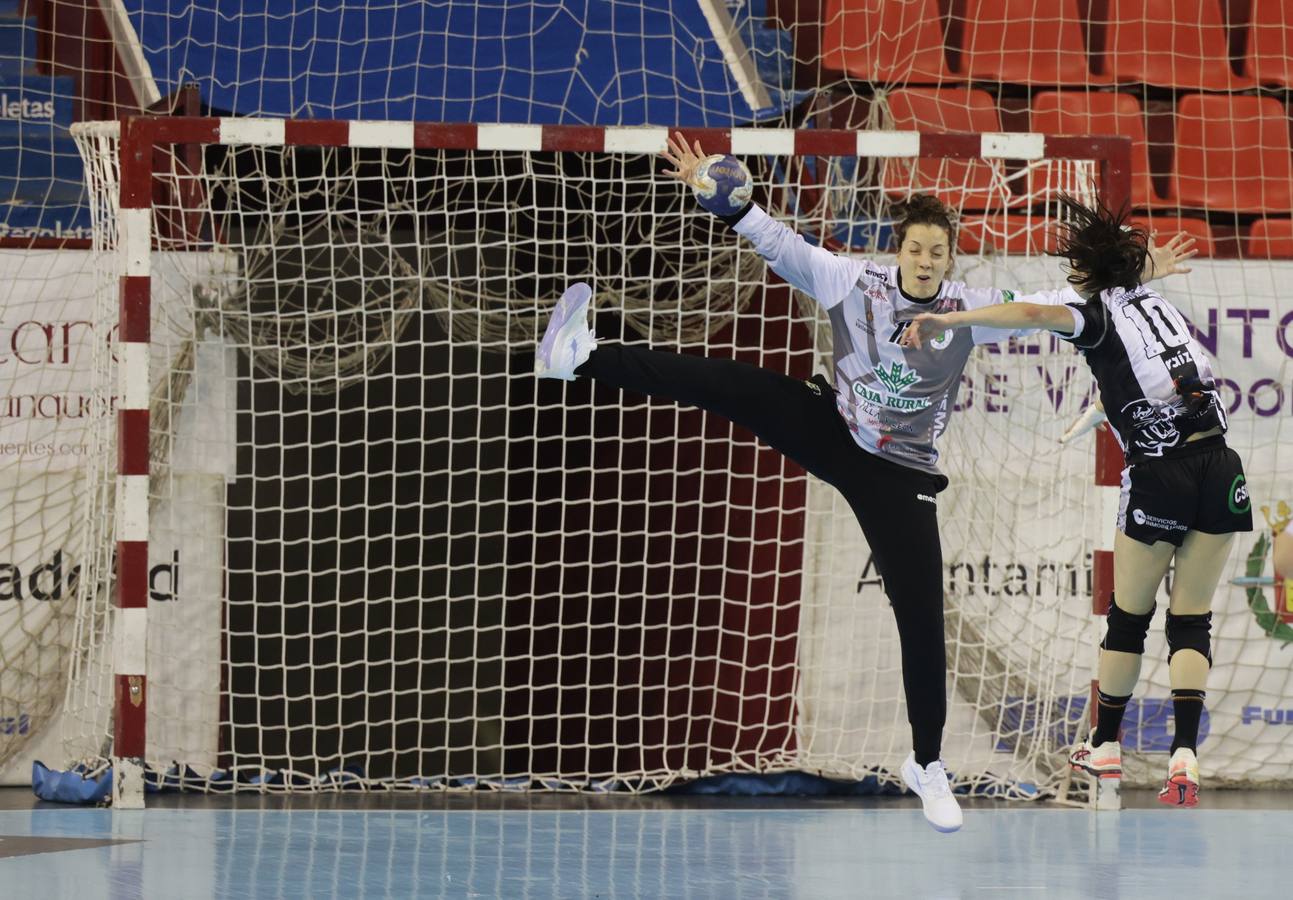 Fotos: Derrota del Caja Rural Aula ante el Costa del Sol Málaga