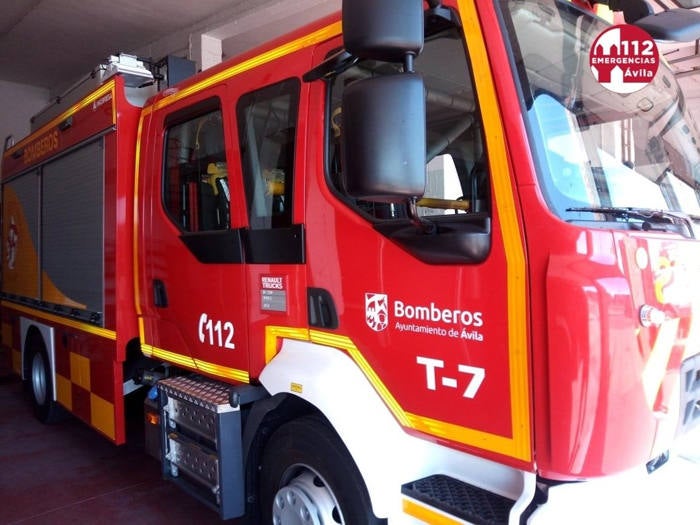 Camión de los Bomberos de Ávila, que intervinieron en el accidente.