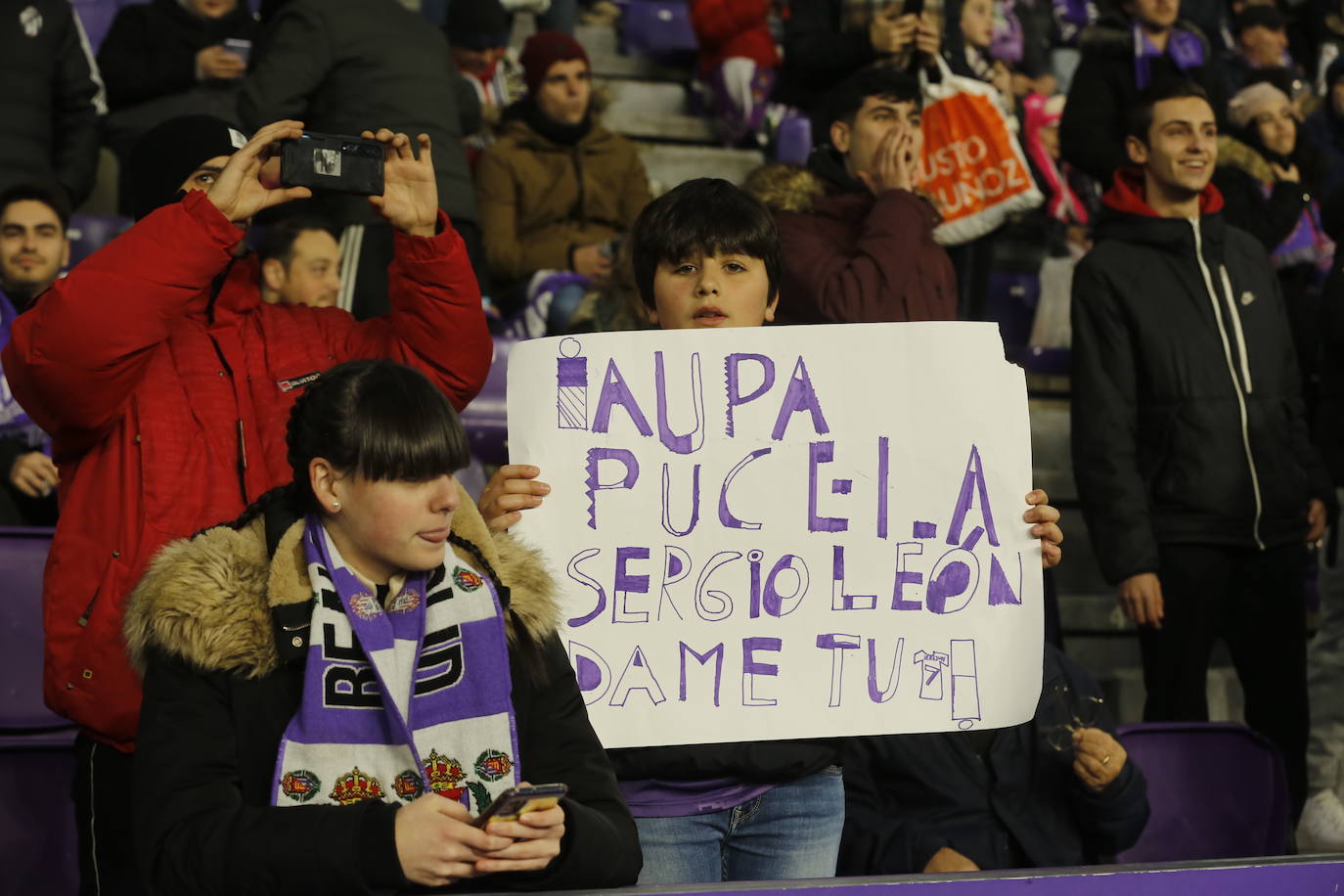 Fotos: Búscate en la grada de Zorrilla (1/5)