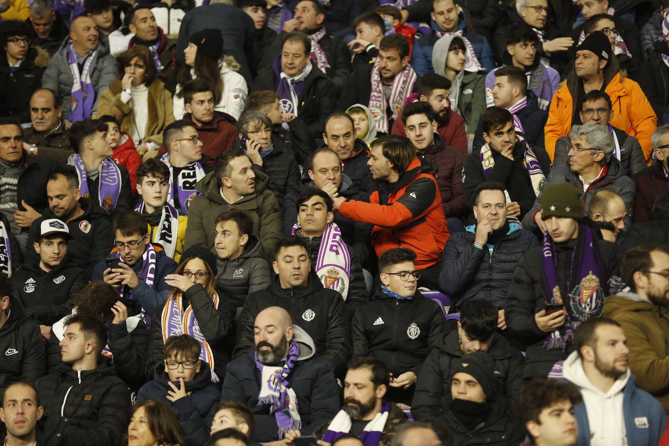 Fotos: Búscate en la grada de Zorrilla (4/5)