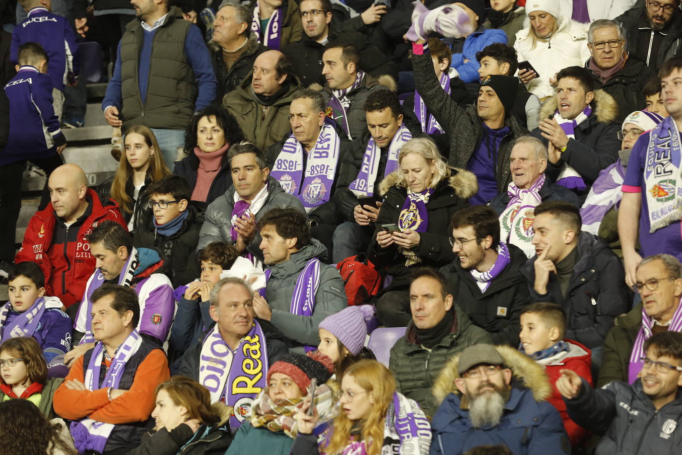 Fotos: Búscate en la grada de Zorrilla (5/5)