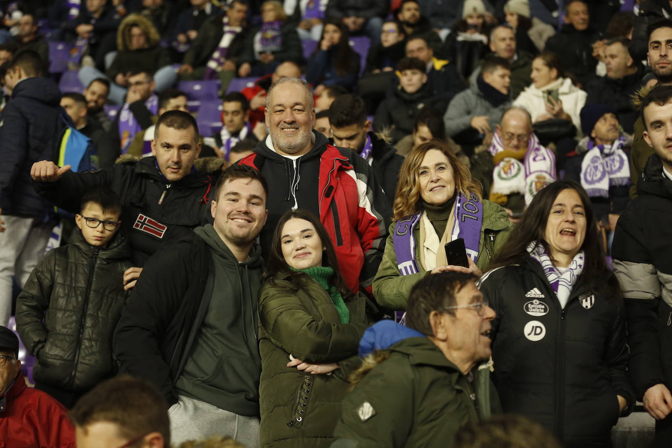 Fotos: Búscate en la grada de Zorrilla (2/5)