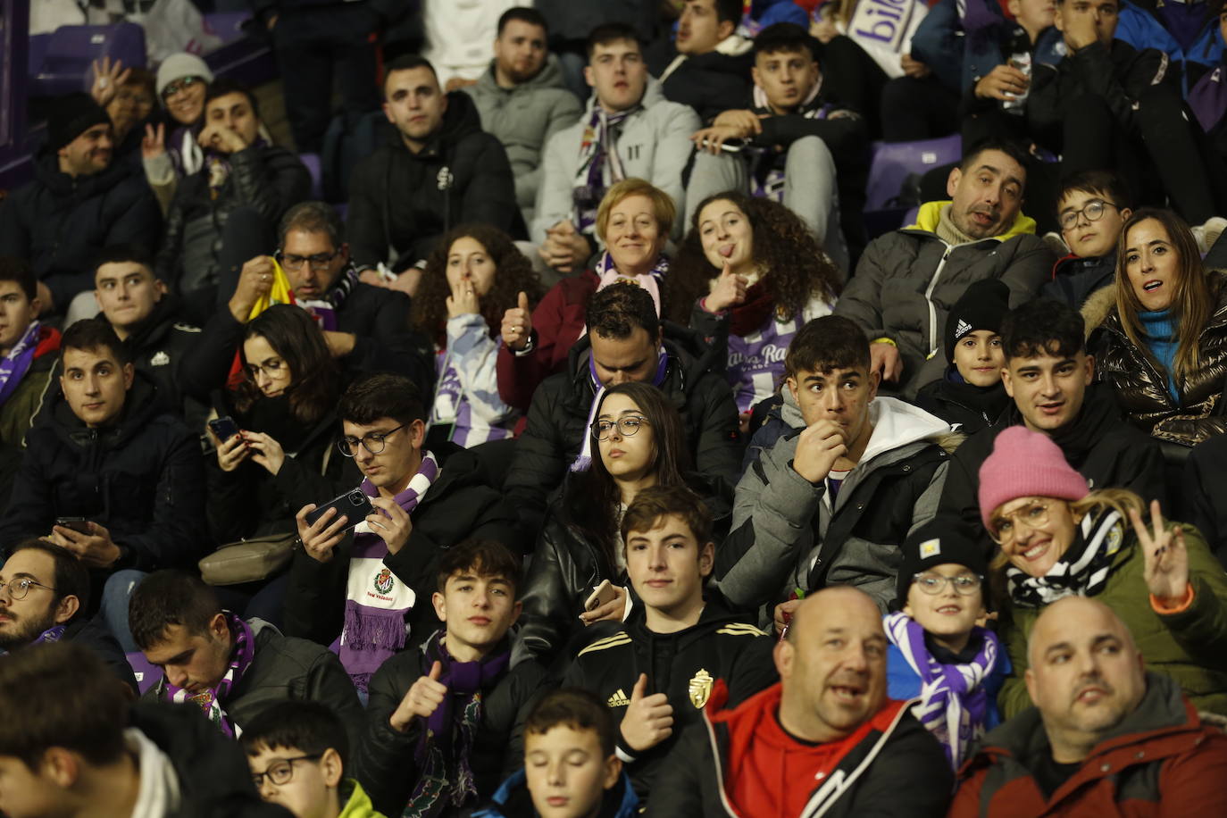 Fotos: Búscate en la grada de Zorrilla (2/5)