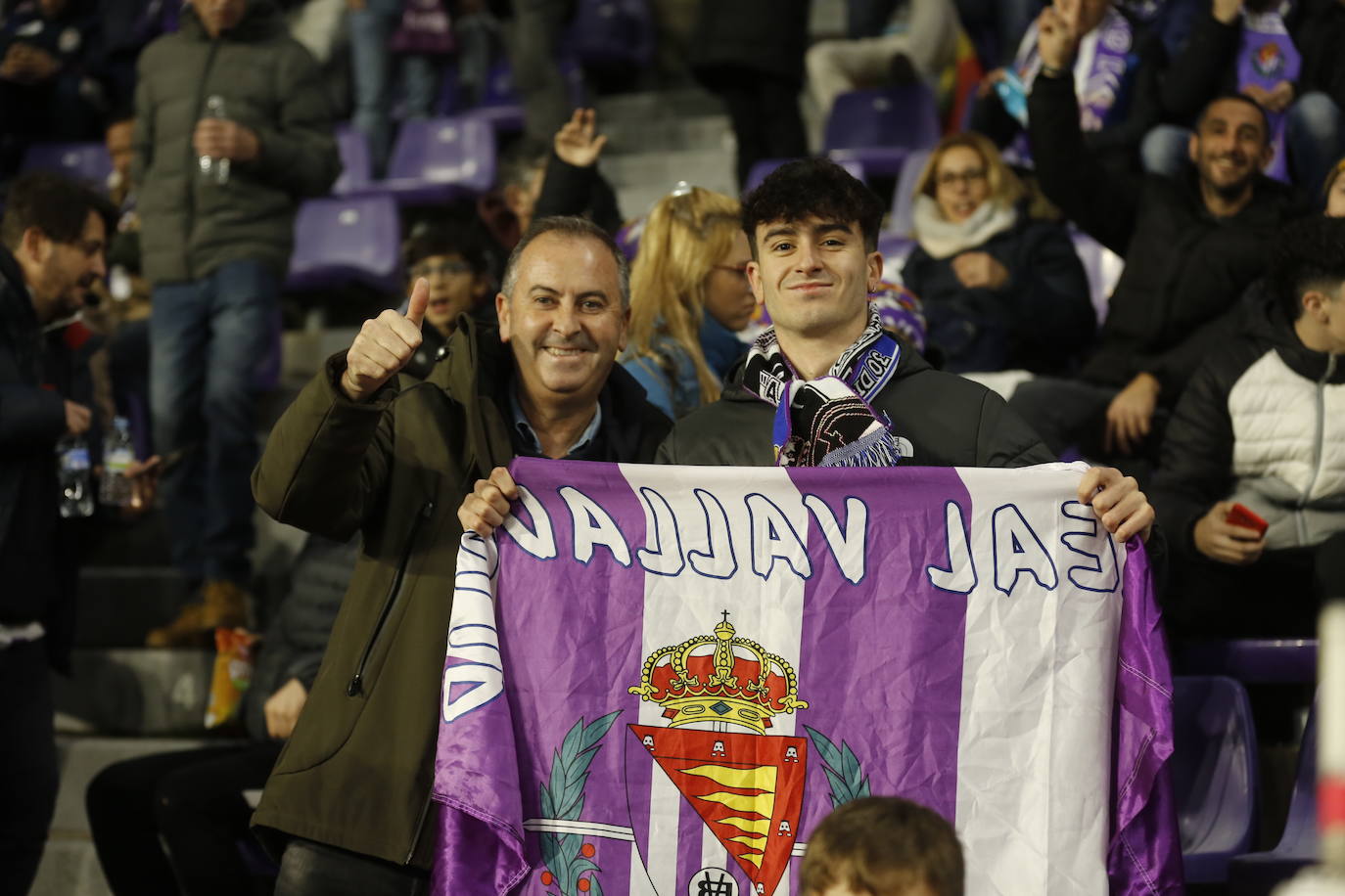 Fotos: Búscate en la grada de Zorrilla (3/5)