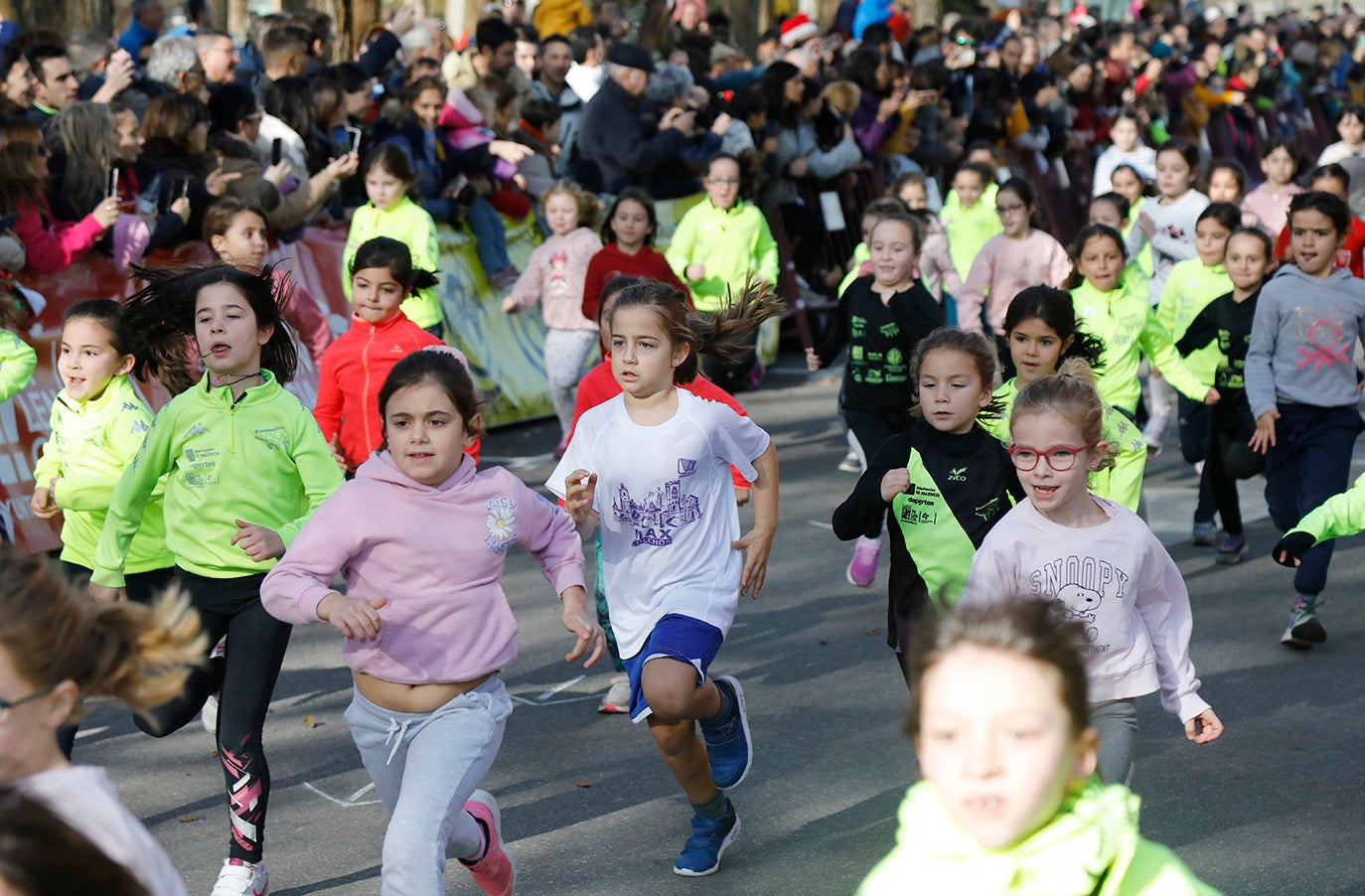 San Silvestre Infantil en los alrededores del Pabellón Municipal de Deportes