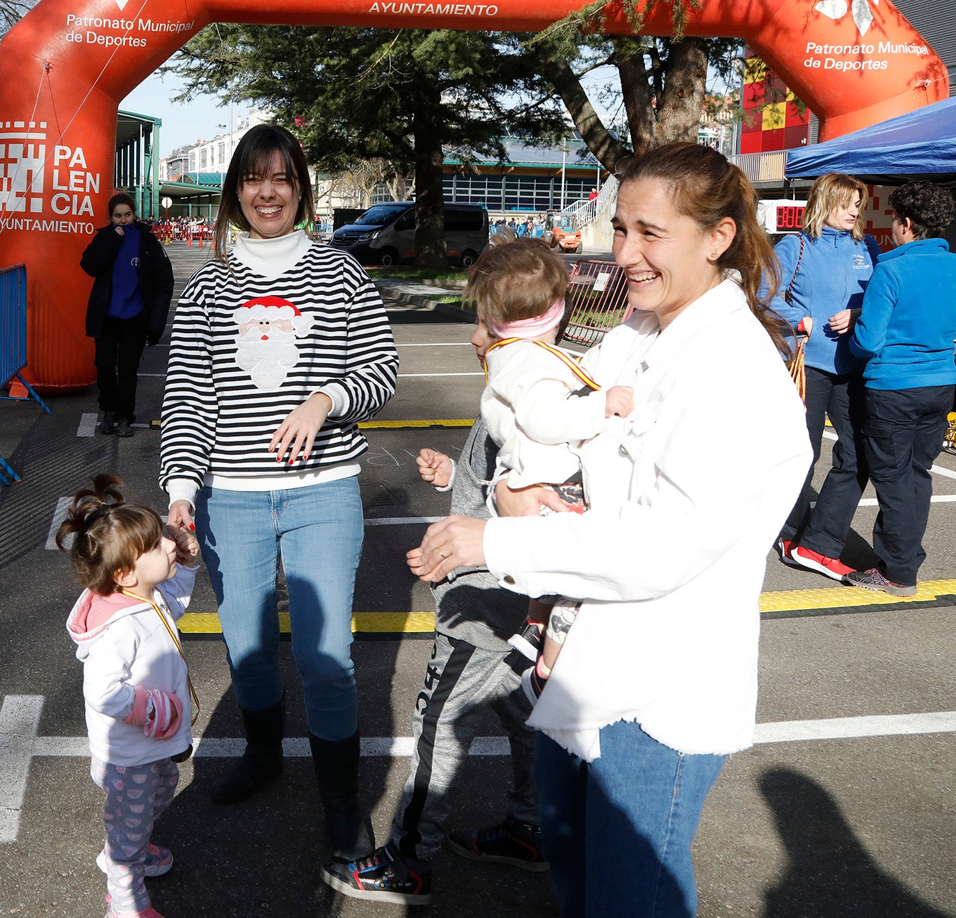 San Silvestre Infantil en los alrededores del Pabellón Municipal de Deportes