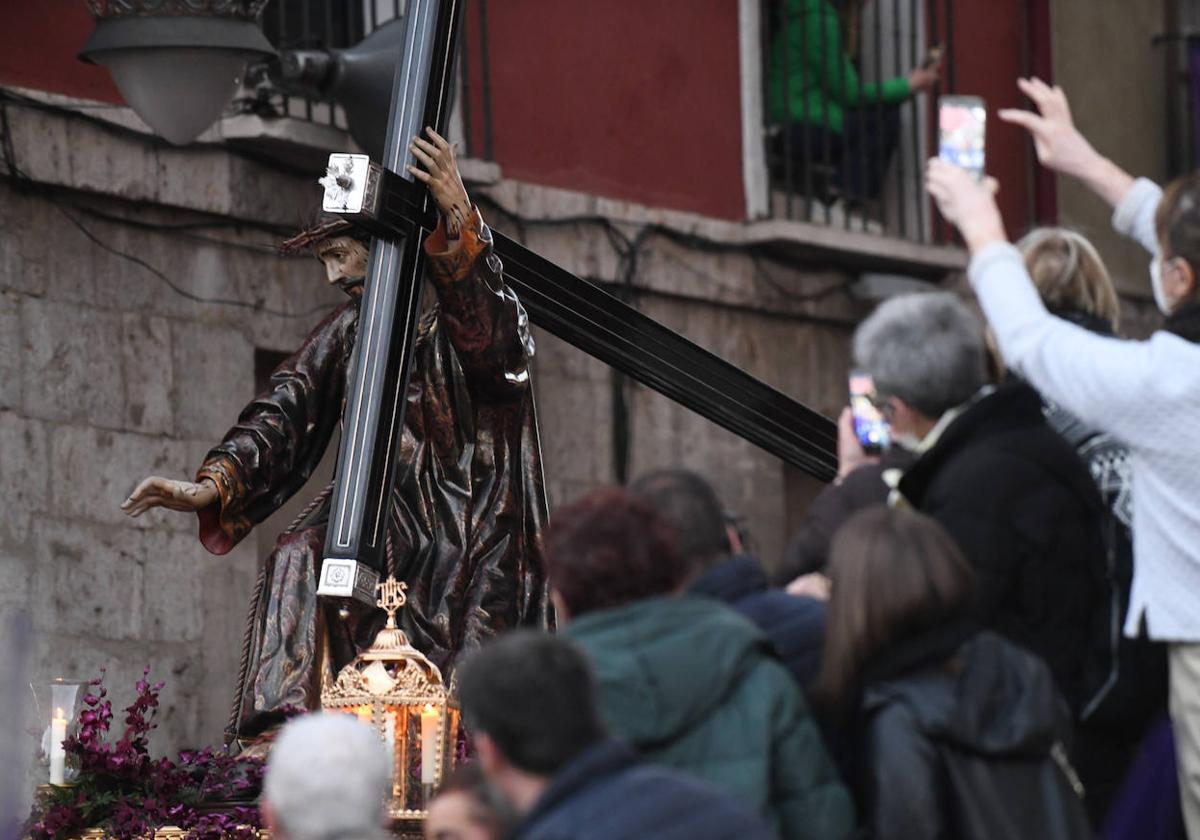 Paso del Vía Crucis Procesional.