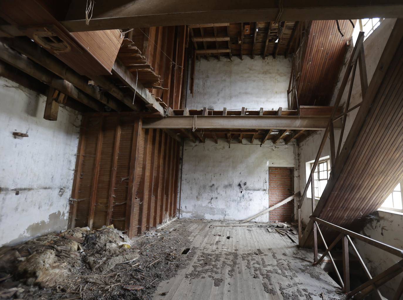 La antigua fábrica de harinas de Paredes se convertirá en un bloque de viviendas