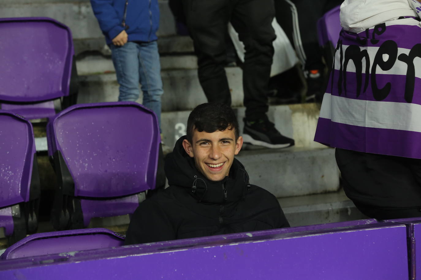 Búscate en la grada del José Zorrilla (2/4)